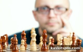 ka电子 | 围棋术语实战指南：从气眼活棋到澳门六合彩的棋道贯通